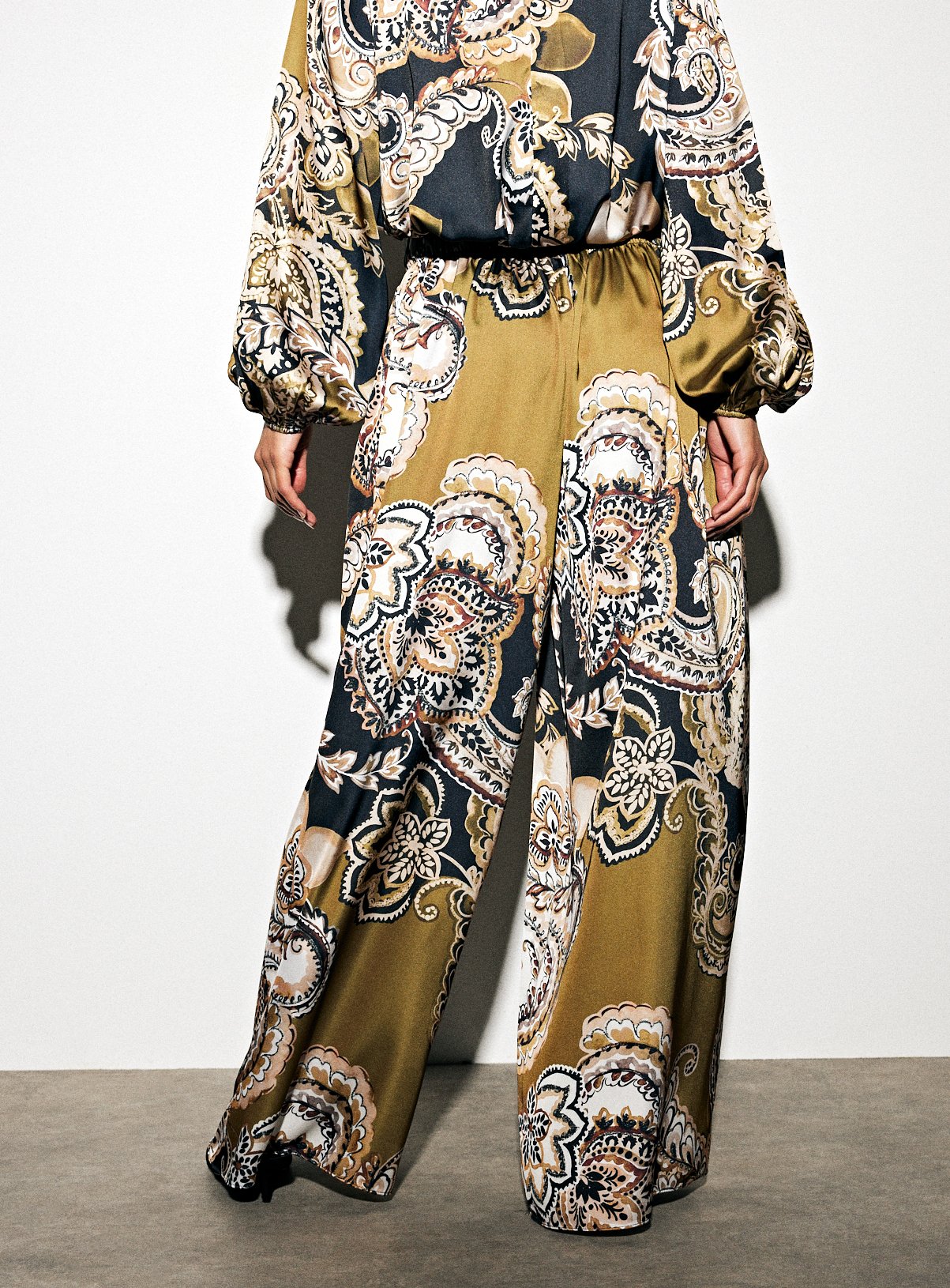 Paisley Wide Leg Palazzo Satin Co-ord Trousers 22 - Image 4 thumbnail